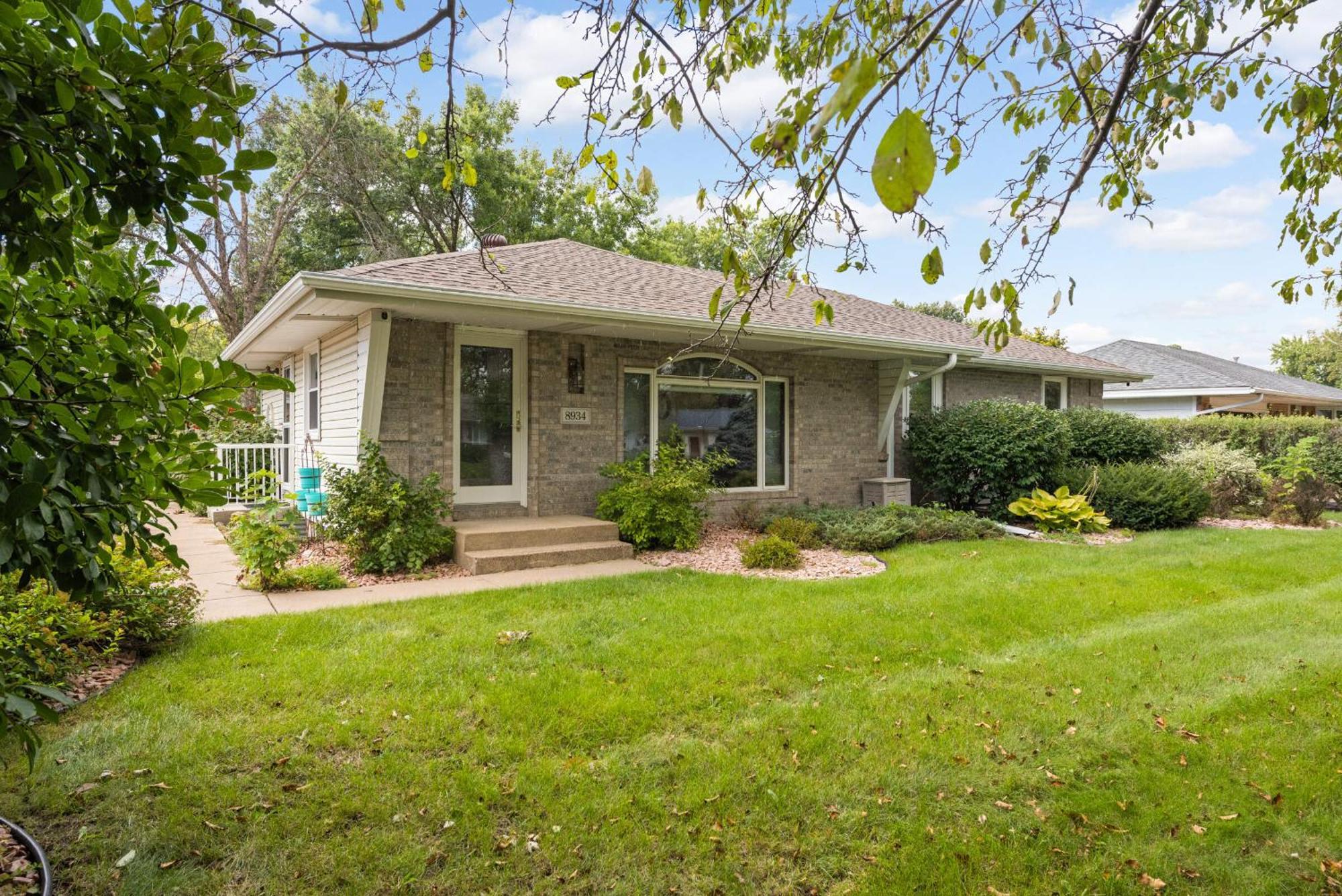 Cottage Grove Haven, Spacious 4-Bed, 3 Baths Retreat Luaran gambar