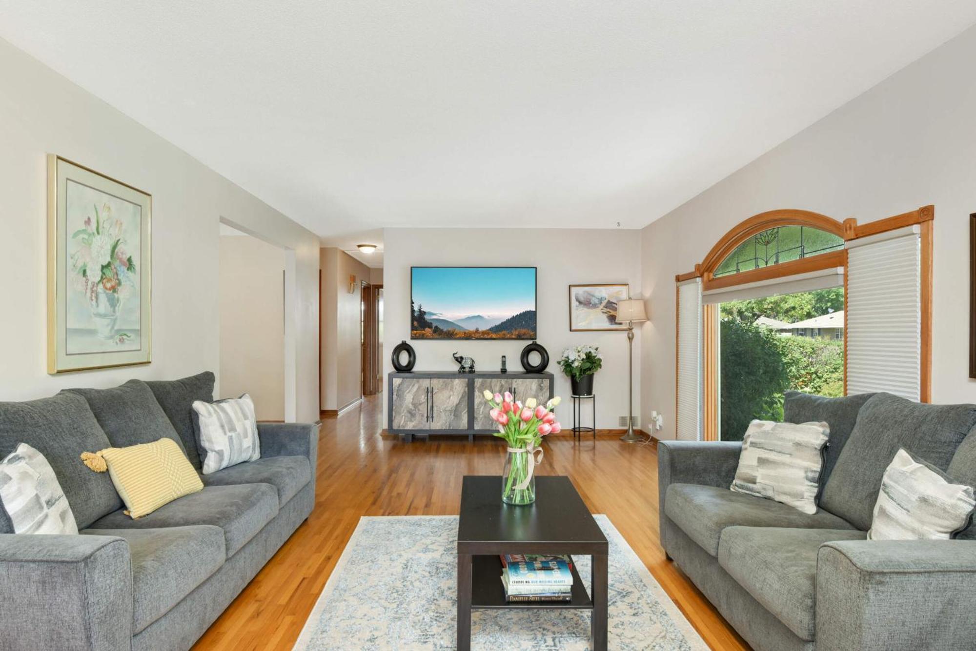 Cottage Grove Haven, Spacious 4-Bed, 3 Baths Retreat Luaran gambar